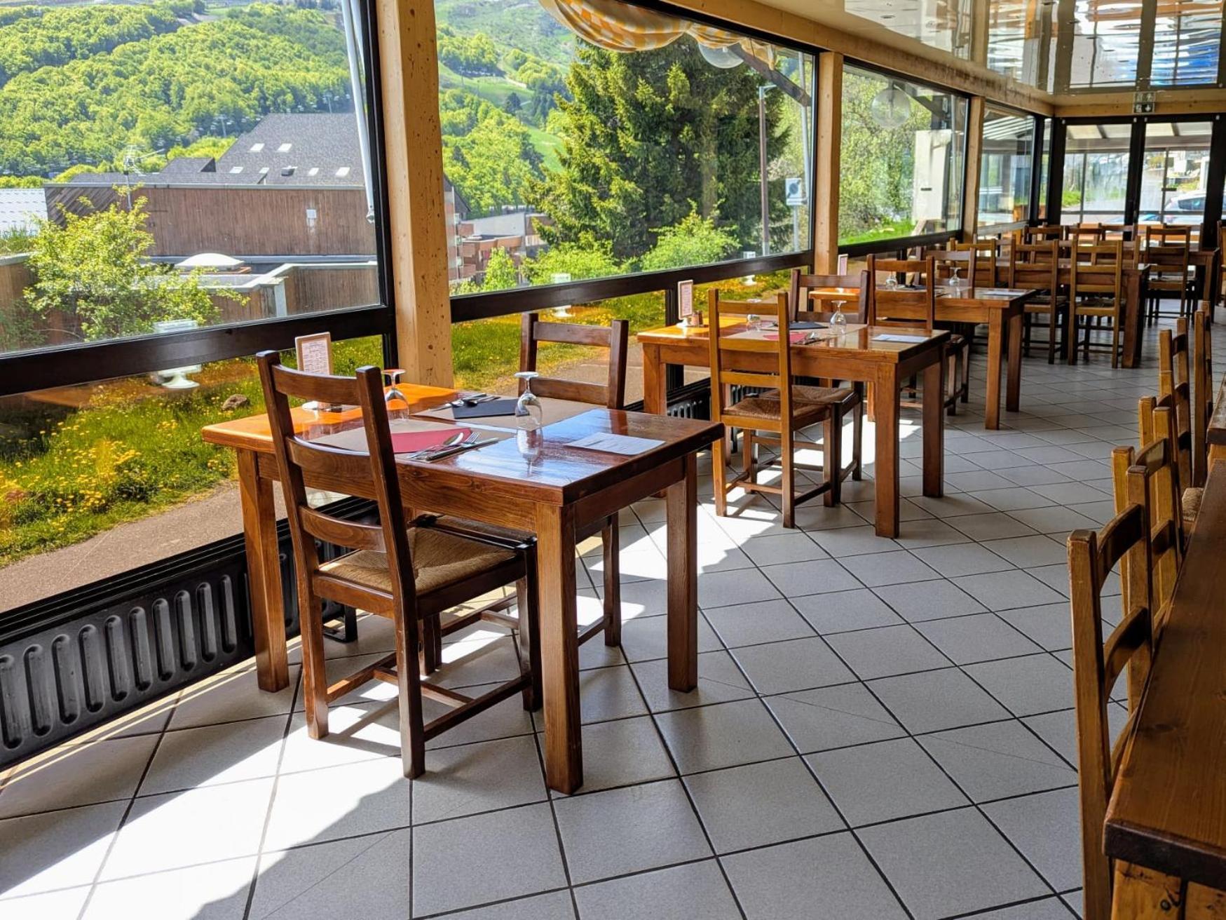 Hotel Gergovia Super Besse Exteriér fotografie